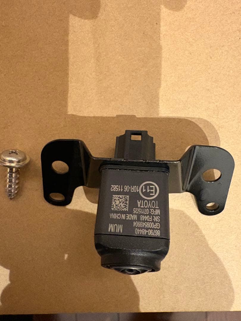 ハリアー 80 フロントカメラ　新車外し