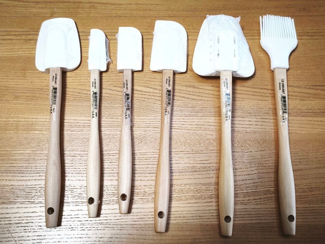 ルクルーゼ ユーテンシルセット　７ピース　スパチュラ LE CRWUSET