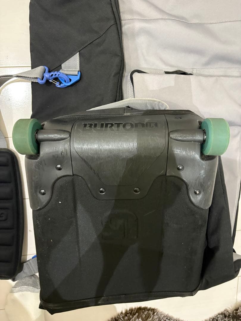 バートン　Burton ボードケース　キャスター付き