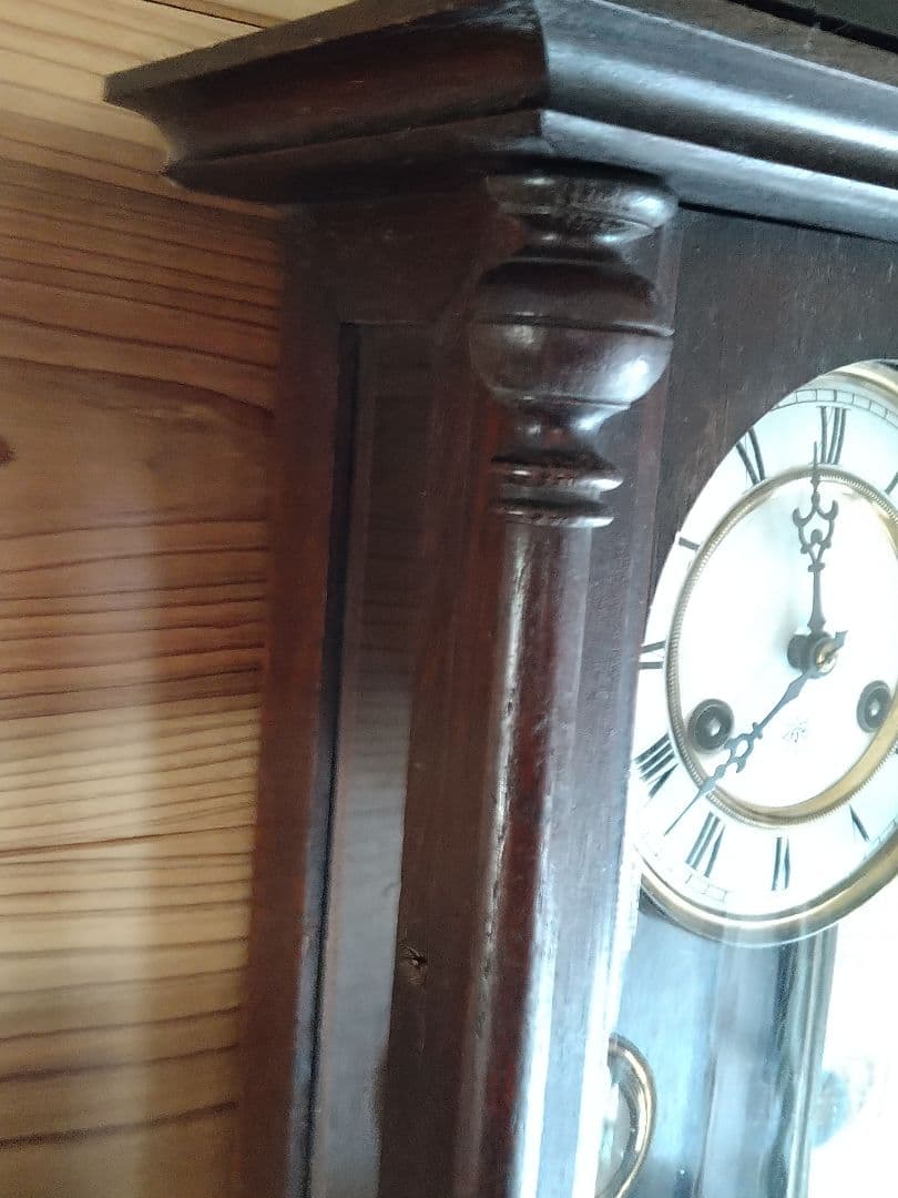 ユーハンス柱時計