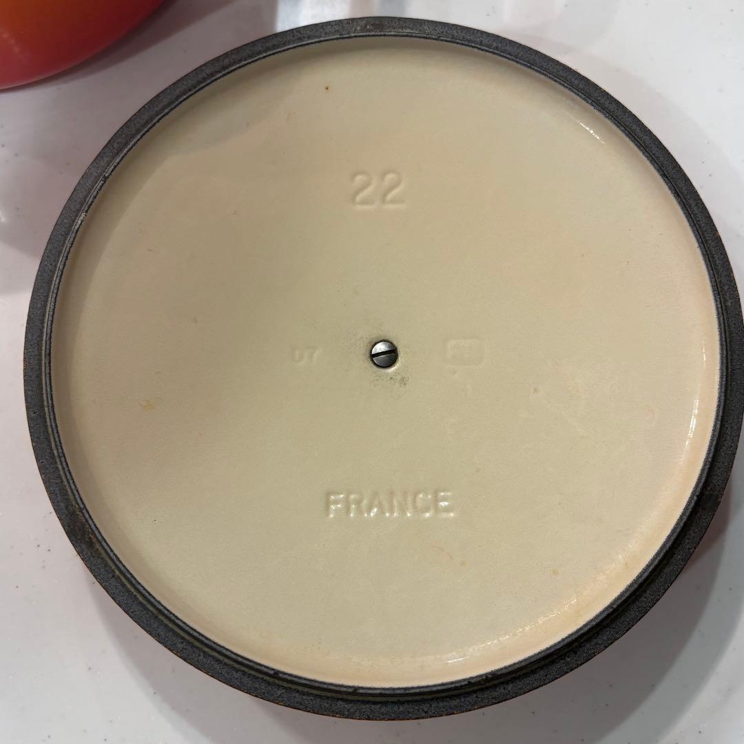 LE CREUSET ココットロンド22 オレンジ