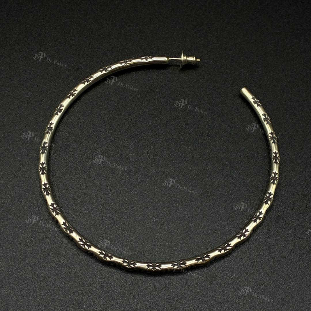 【新品】 クロムハーツ Tiny E CH Plus フープ ピアス