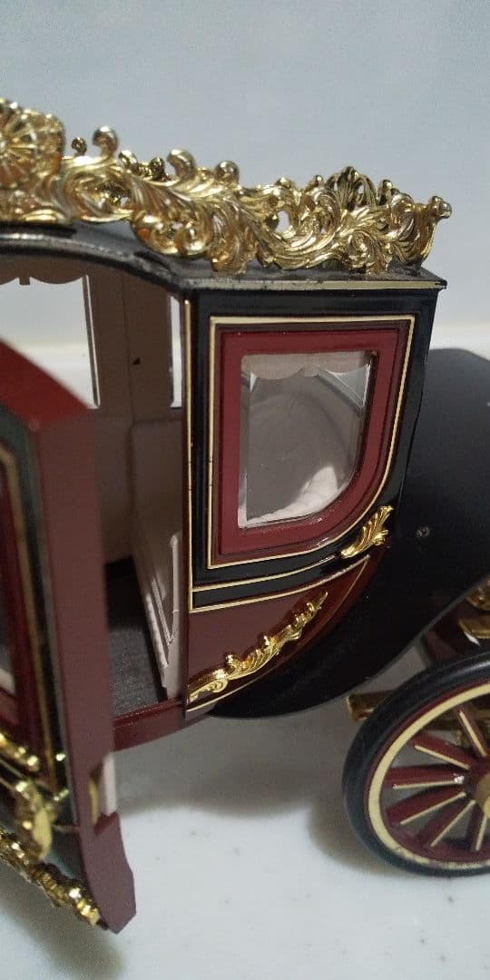 アンティーク昭和天皇馬車フィギュアロイヤルキングダム