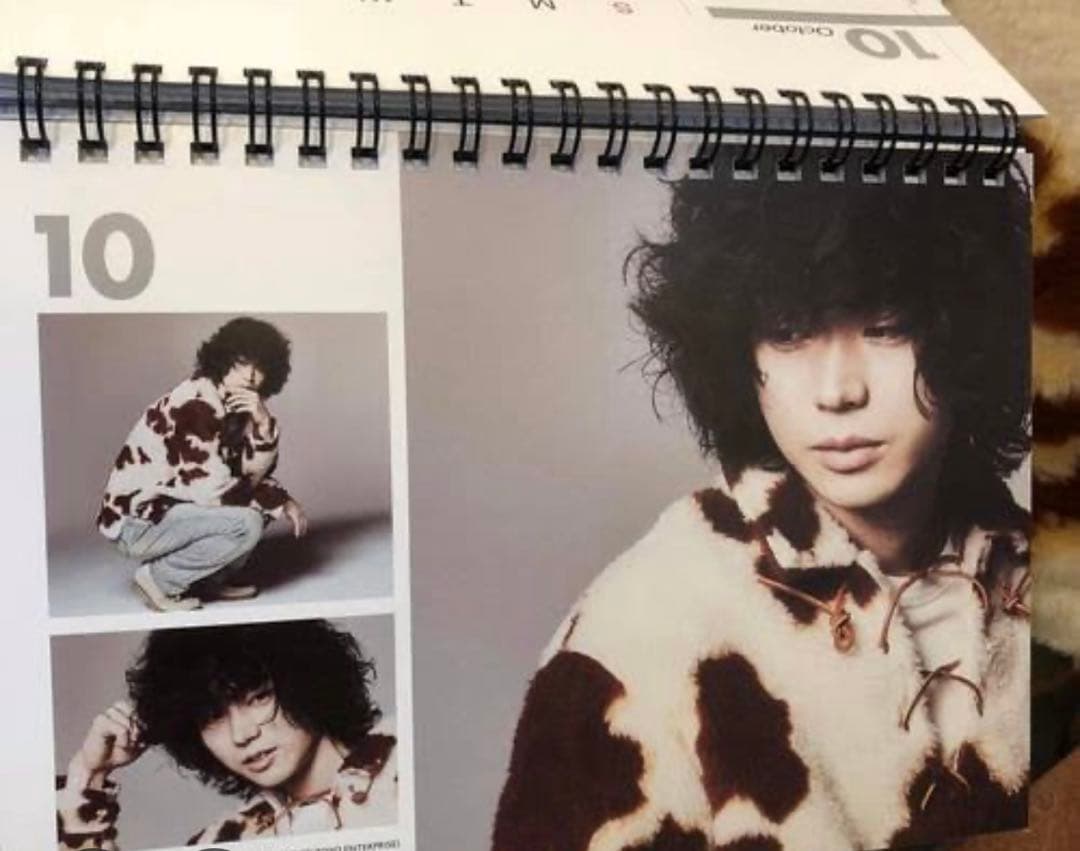 style eyes ホルスタイン　レースアッププルオーバー 菅田将暉着用