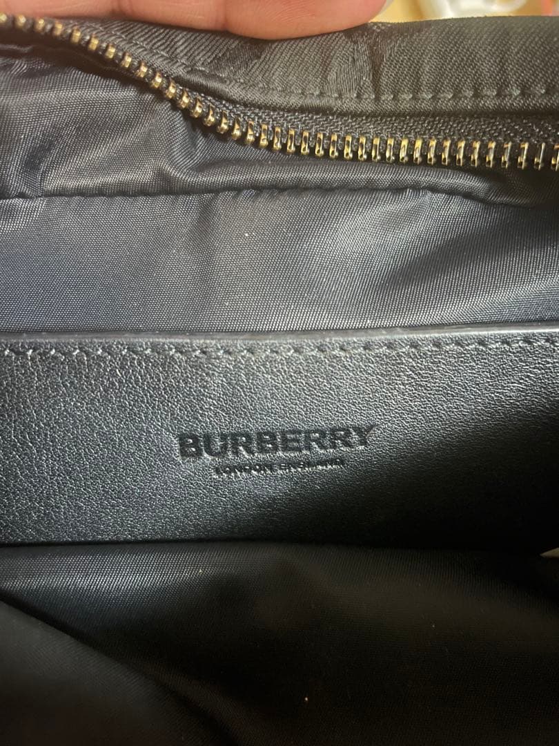 Burberry ショルダーバッグ
