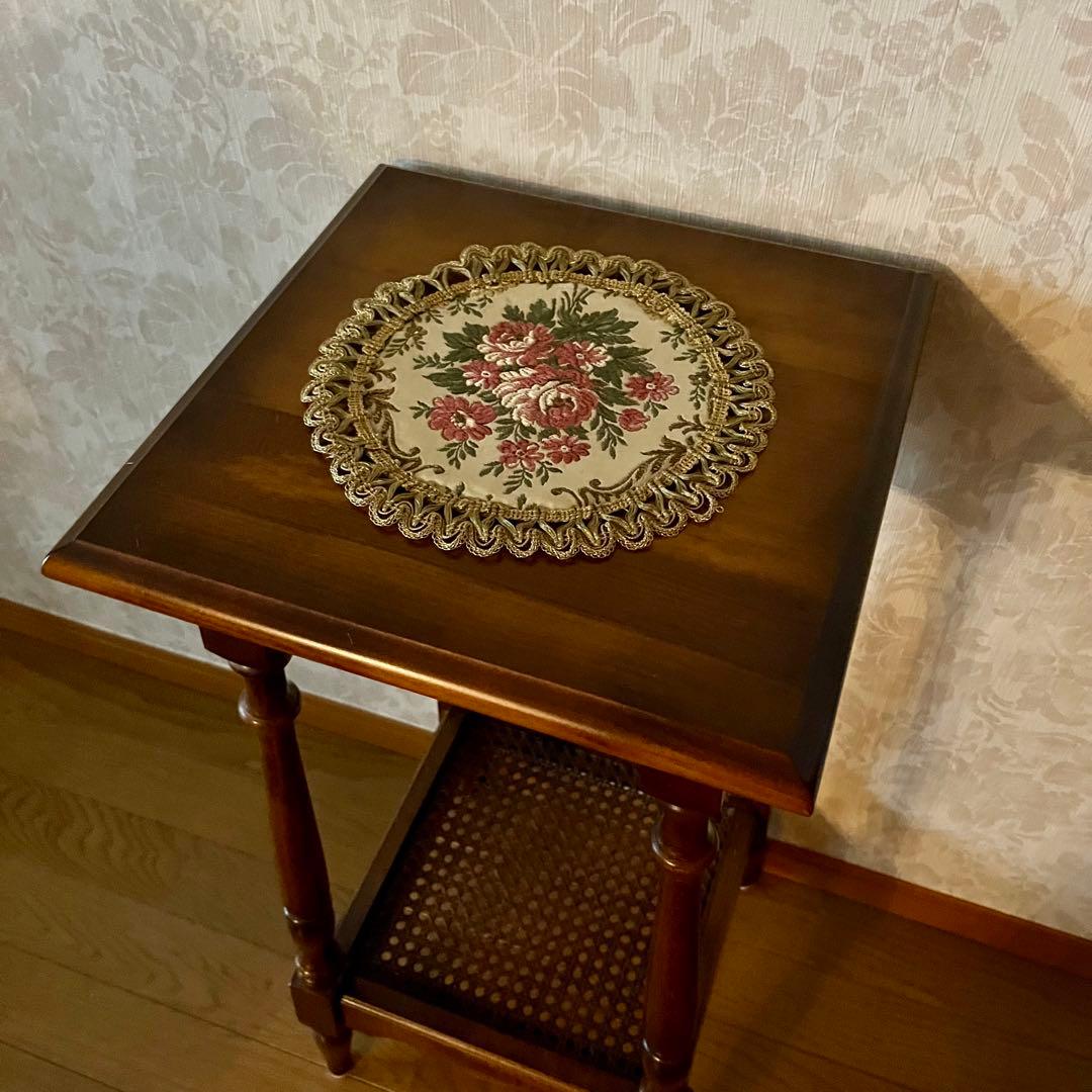 【けーと】カリモク karimoku コロニアル 花台