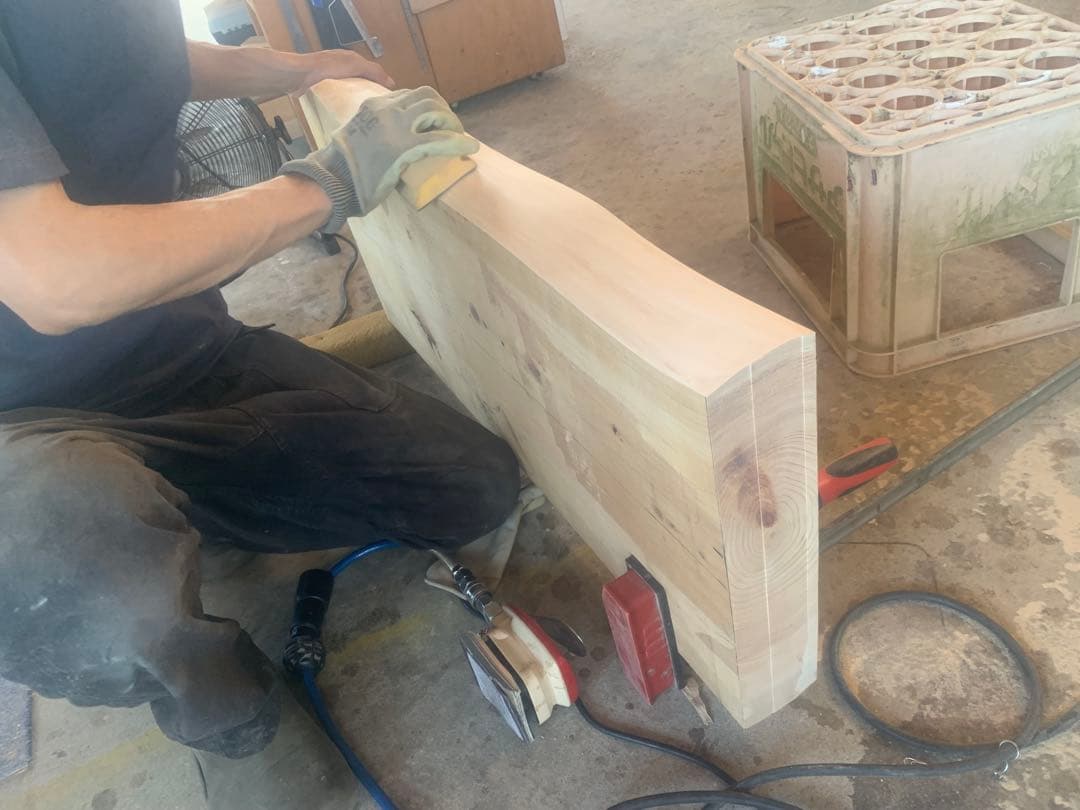 ☆ぺんぎん☆楠円形飾り台、桧片側耳付棚板オーダー製作●確認