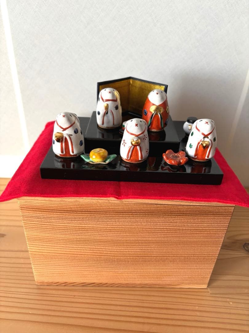 お雛様　うさぎ雛　陶磁器