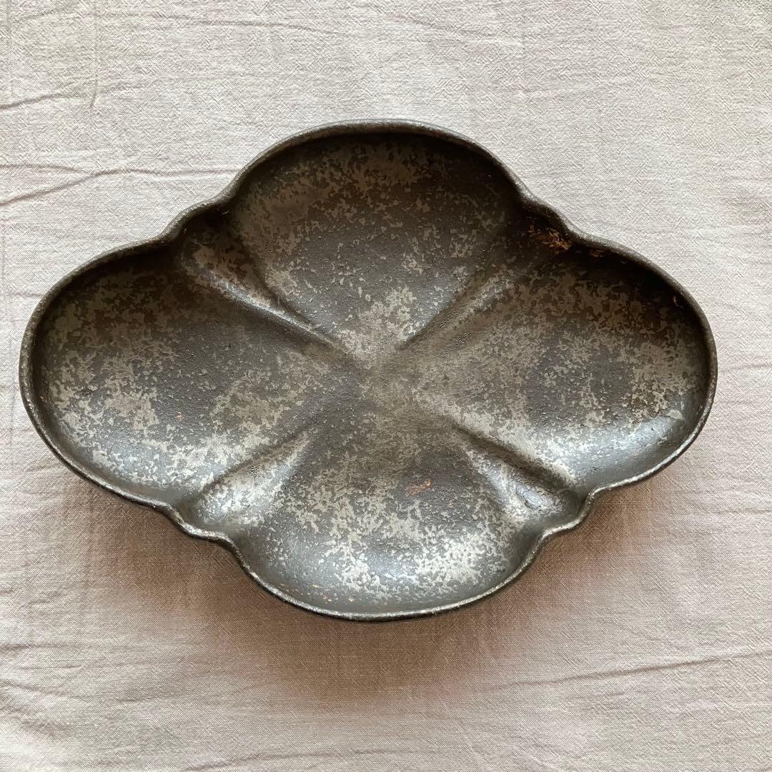 【新品未使用】安福由美子　脚付　フリル　木瓜皿　2点セット