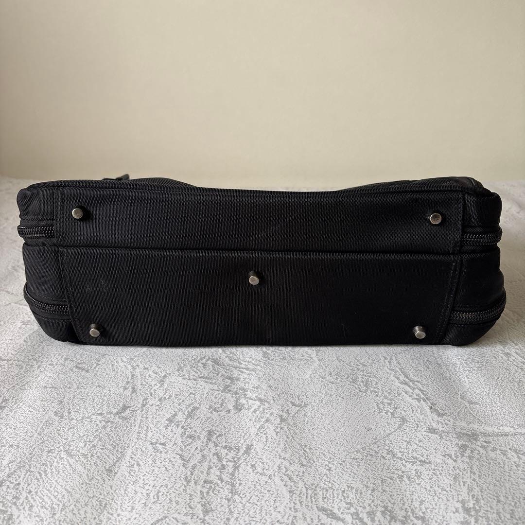 ほぼ未使用：ゼロハリバートン ZEST 黒 ブリーフケース 80737-BK