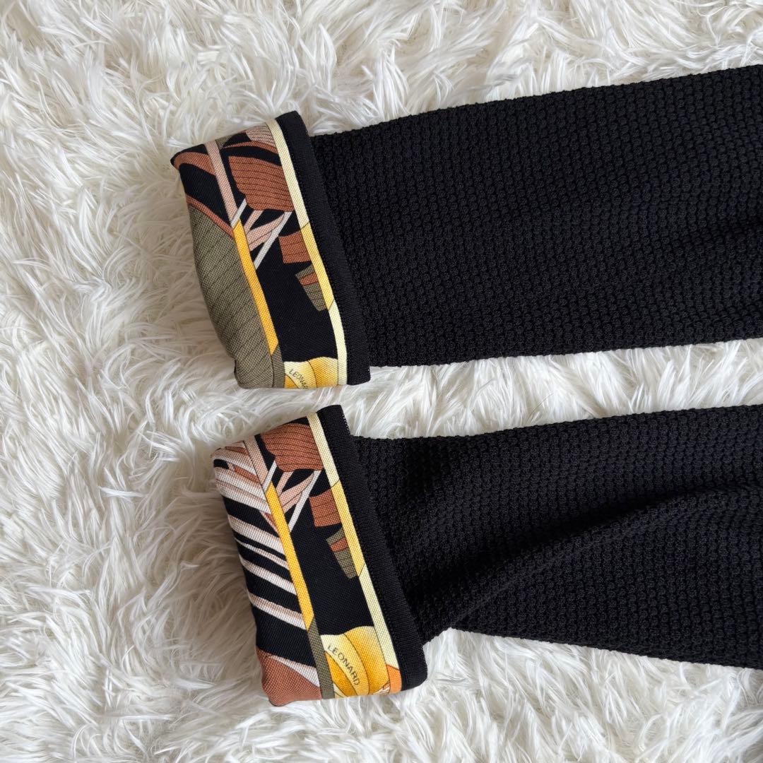 レオナール　テーラードジャケット　花柄　トリム　黒　42 大きいサイズ　金ボタン