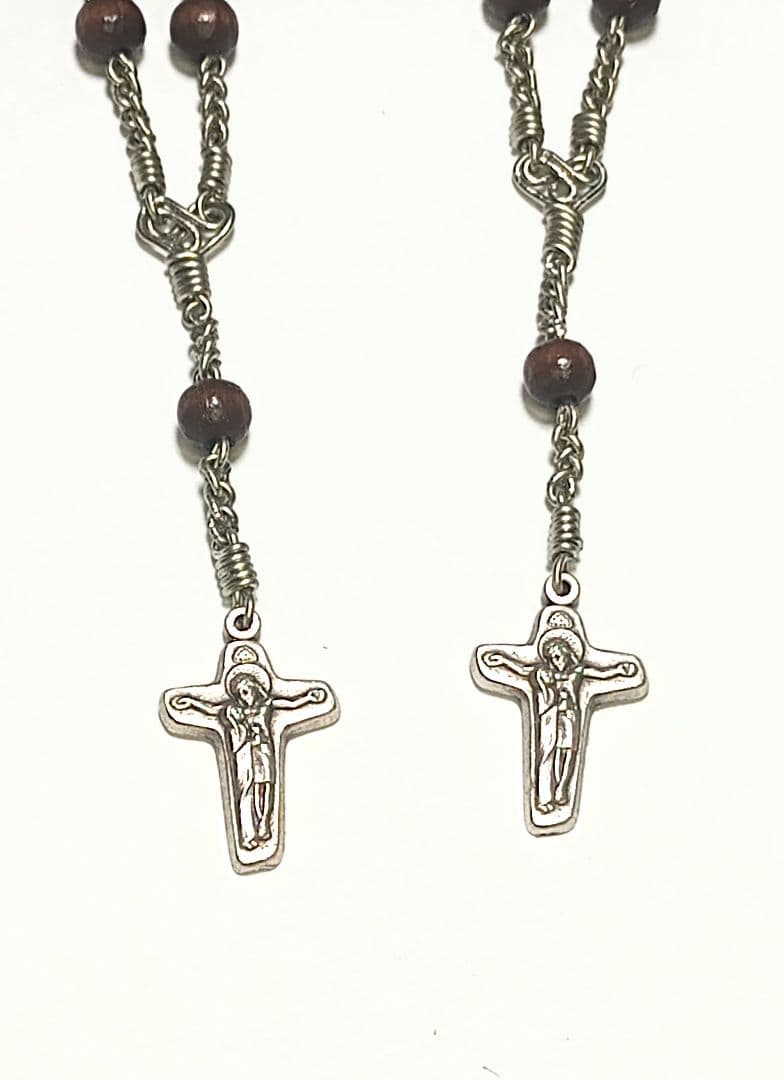 ミニ手編みペアロザリオ・カトリック祈祷書「祈りの友」によるモデル　　251107