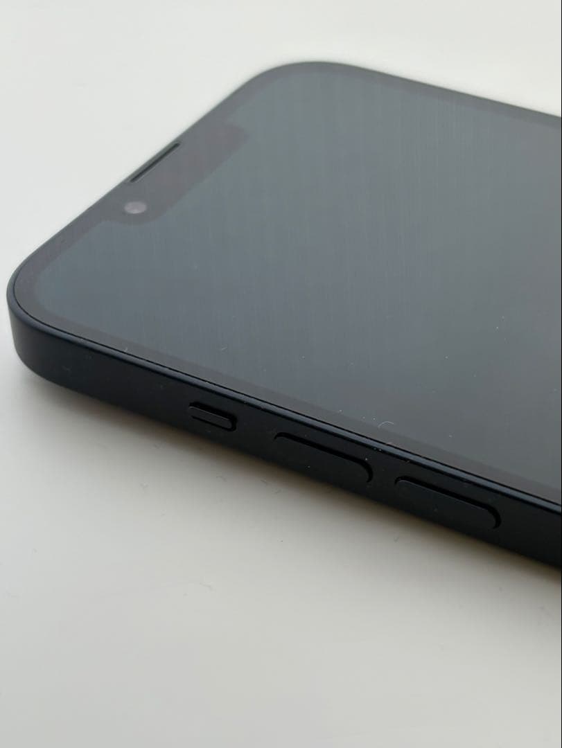 Apple iPhone 13 ブラック 本体 SIMフリー