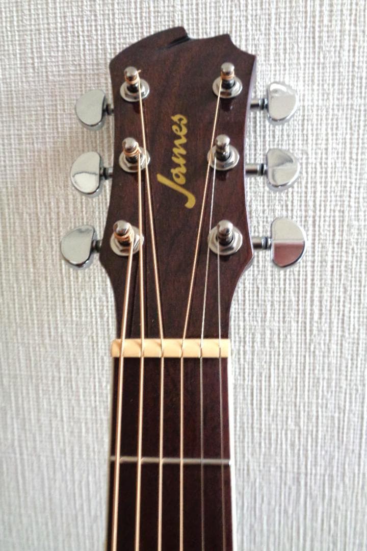 James J-300A　チューナー、カポ、ギターケース付属　美品！　アコギ