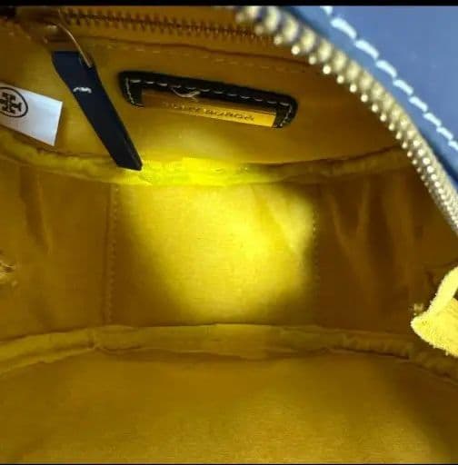 Tory Burchモノグラム 円形ショルダーバッグ ネイビー