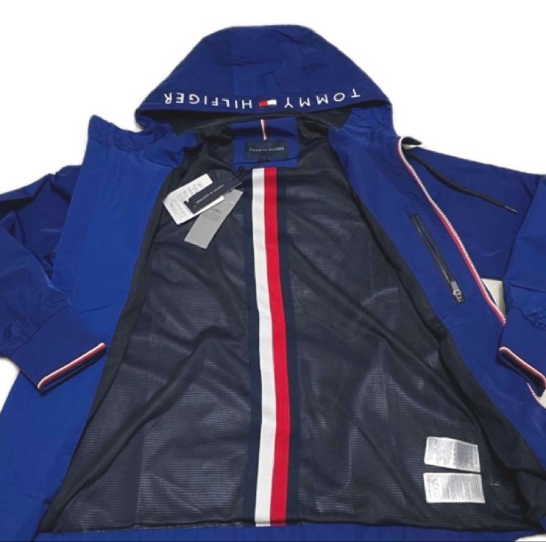  【新品タグ付】ナイロンジャケット　ブルーS