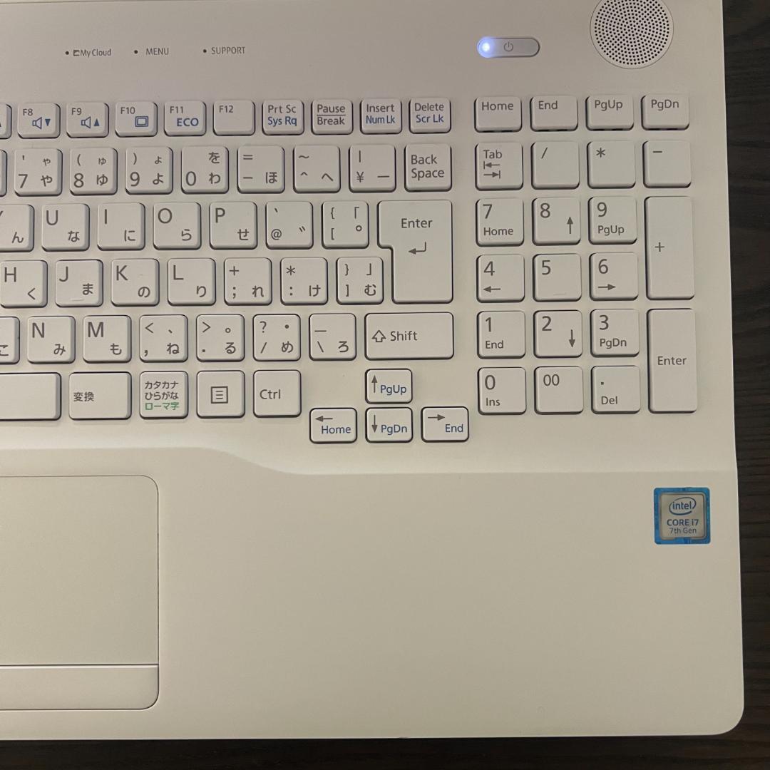 富士通 LIFEBOOK✨SSD256GB☆Core i7☆メモリ8GB