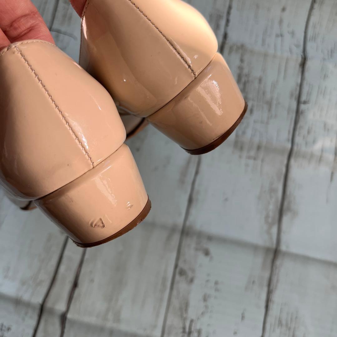 サルヴァトーレフェラガモ パンプス　23cm