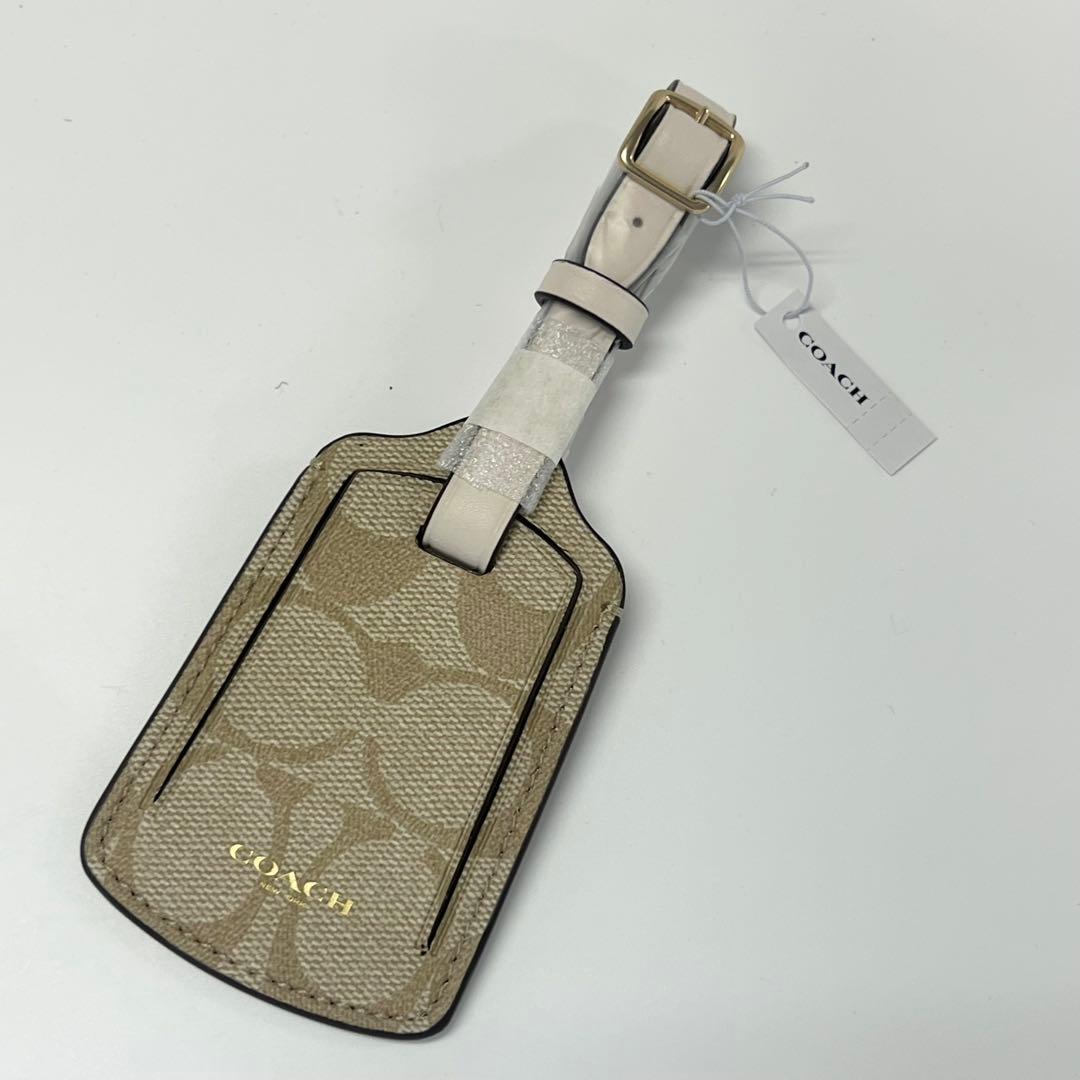 COACH ネームタグ シグネチャー ラゲッジタグ ライトカーキ×チョーク