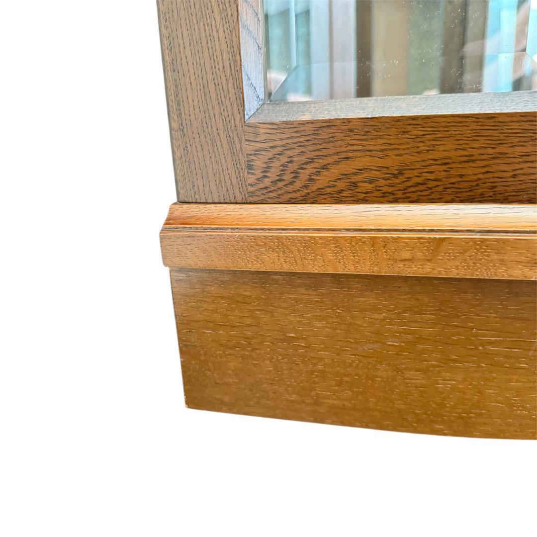 こぶろきわ【カリモク】コロニアル 照明付き 飾り棚 コーナーキャビネット