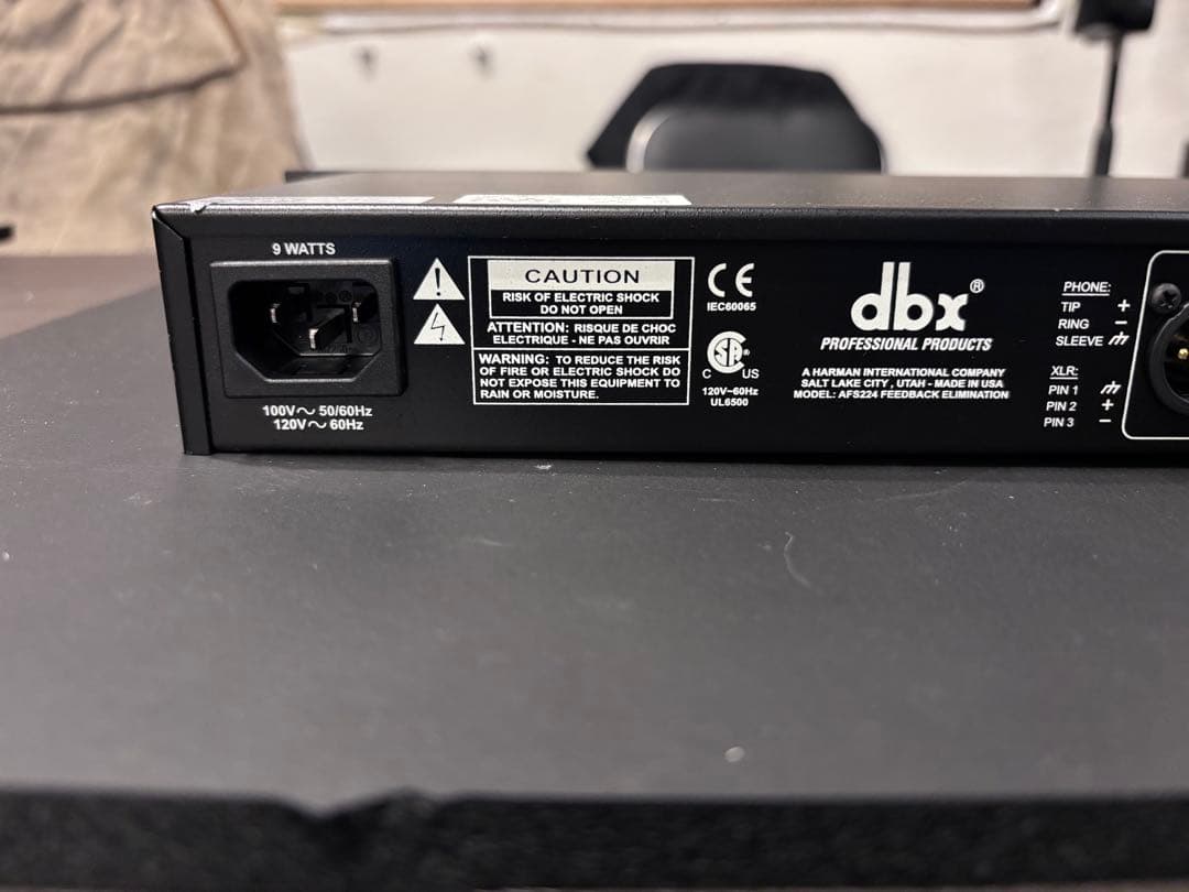 dbx ハウリング・サプレッサー　AFS224