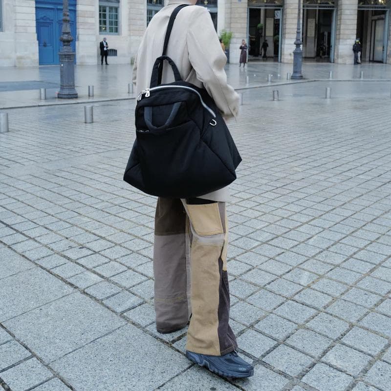 美品 ITTIイッチ Annie Puffer Madison Bag ブラック