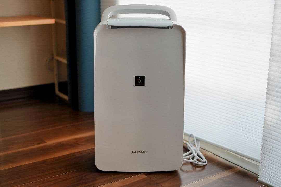 シャープ CV-P71-W 衣類乾燥 除湿機 8畳 パワフル除湿 衣類消臭運転