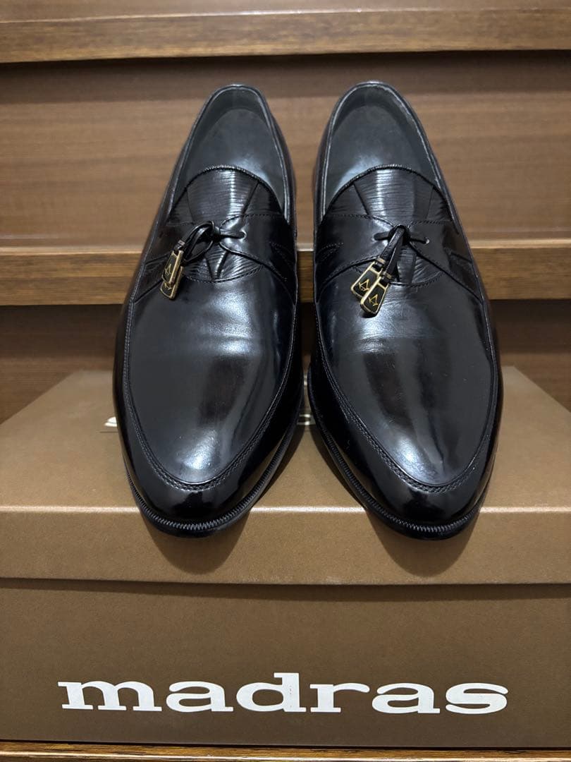 ヒ*す様 マドラスmadras革靴レザードレスシューズFANCY黒25.5EE新