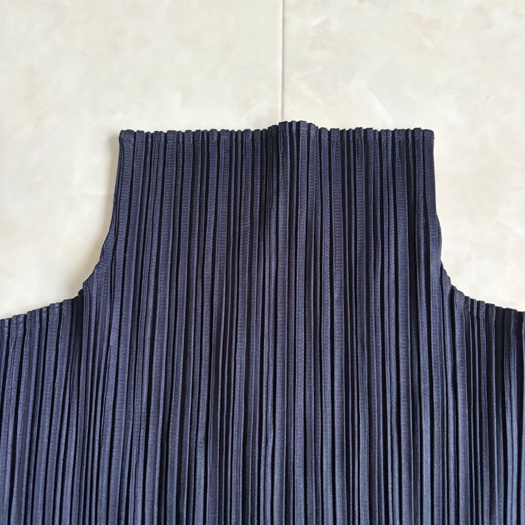 PLEATS PLEASE プリーツ ハイネック長袖 ネイビー 4 伸縮トップス