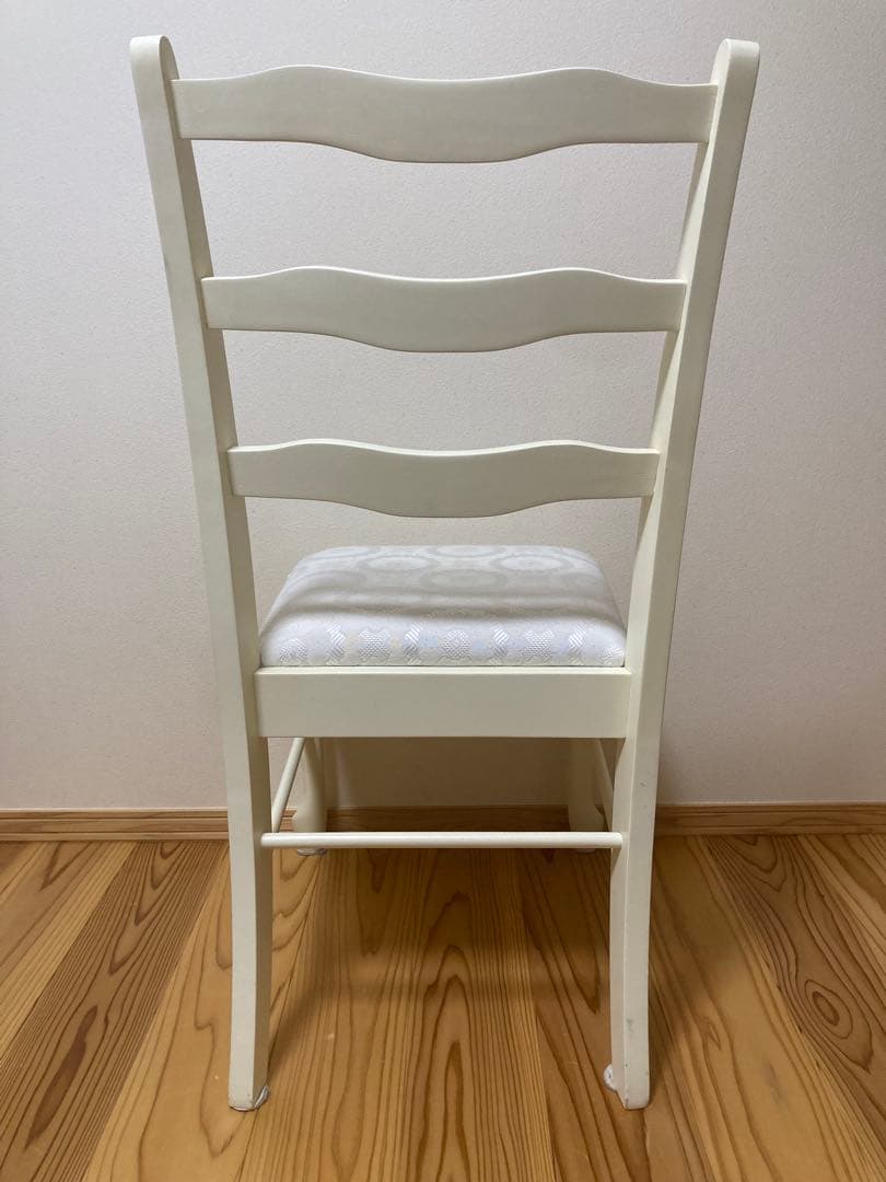 高梨産業　猫足　椅子　オフホワイト①