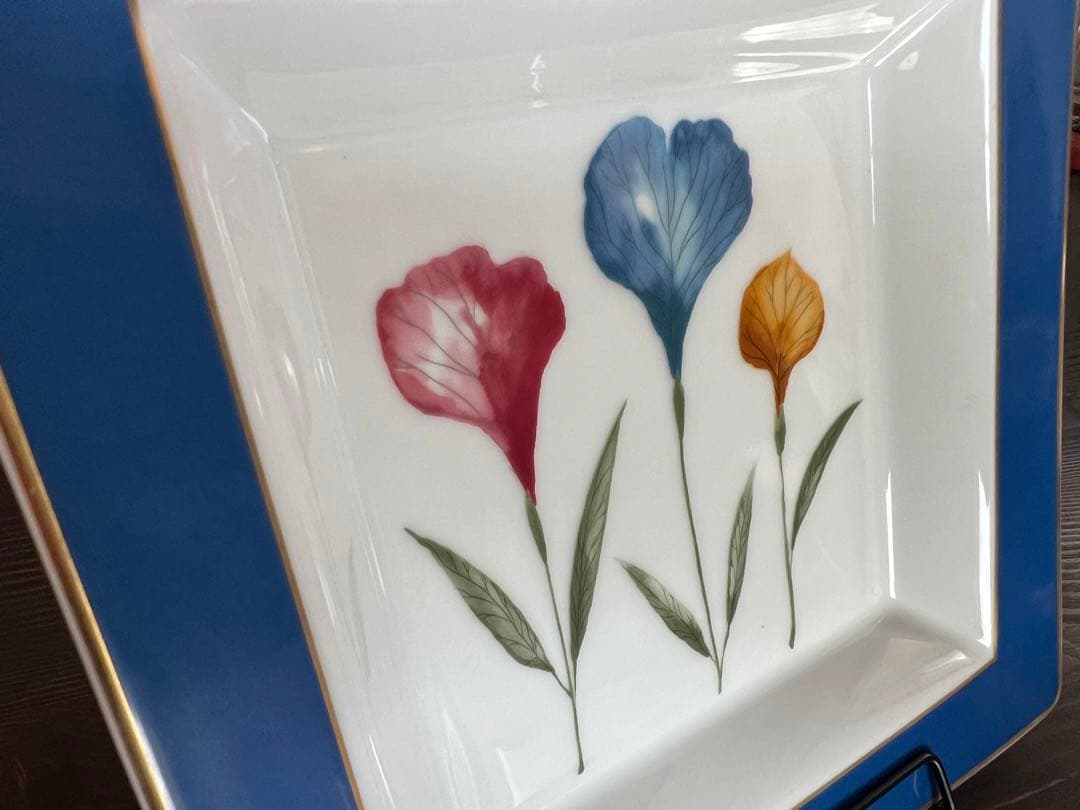 ローゼンタール　スタジオライン　三色の花