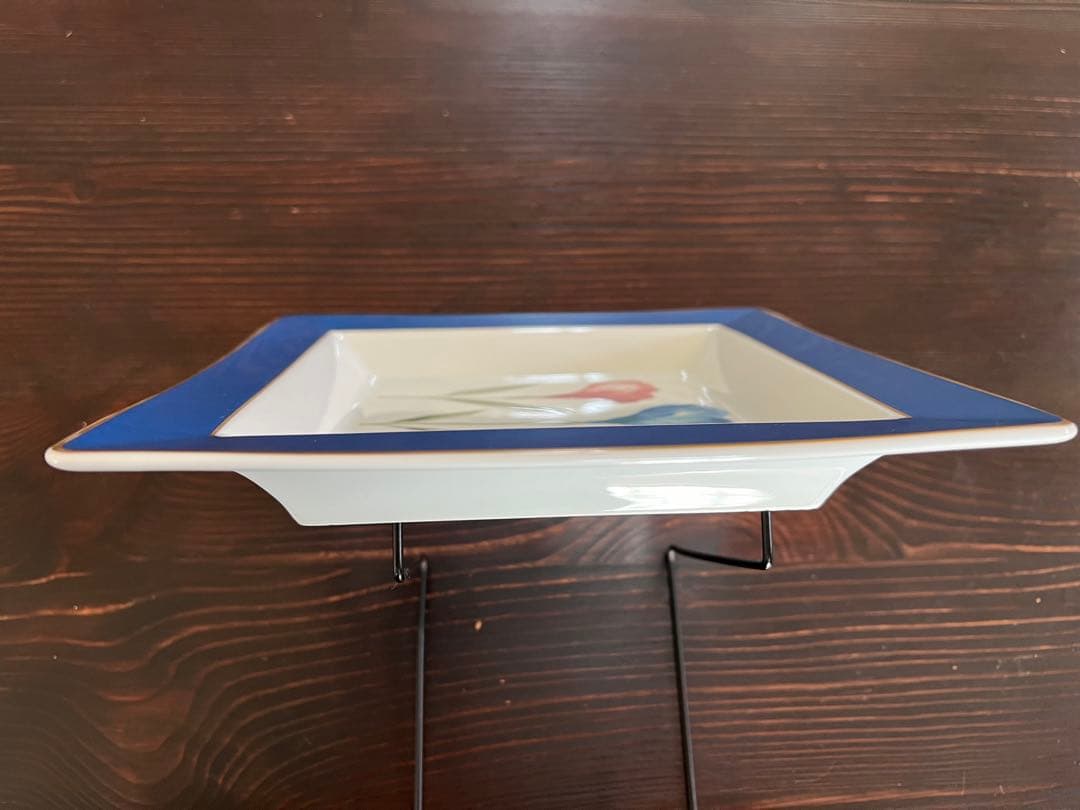 ローゼンタール　スタジオライン　三色の花