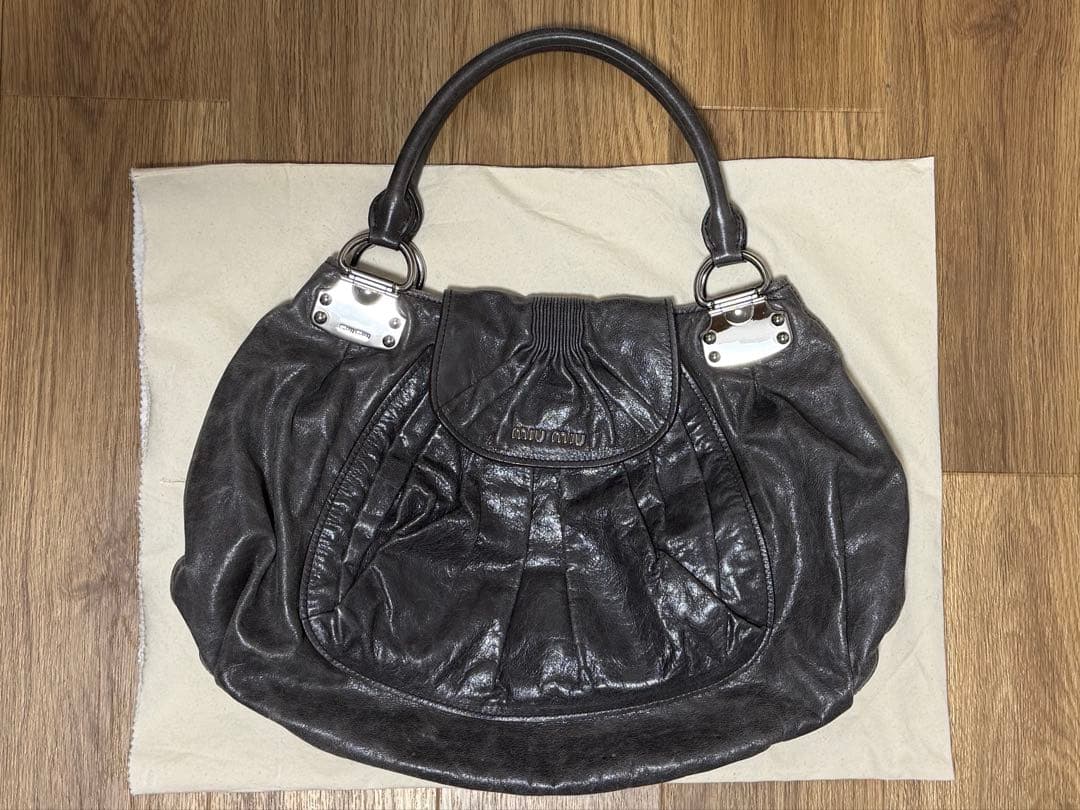 ヴィンテージ miumiu ミュウミュウ　ギャザーレ ザーバッグ