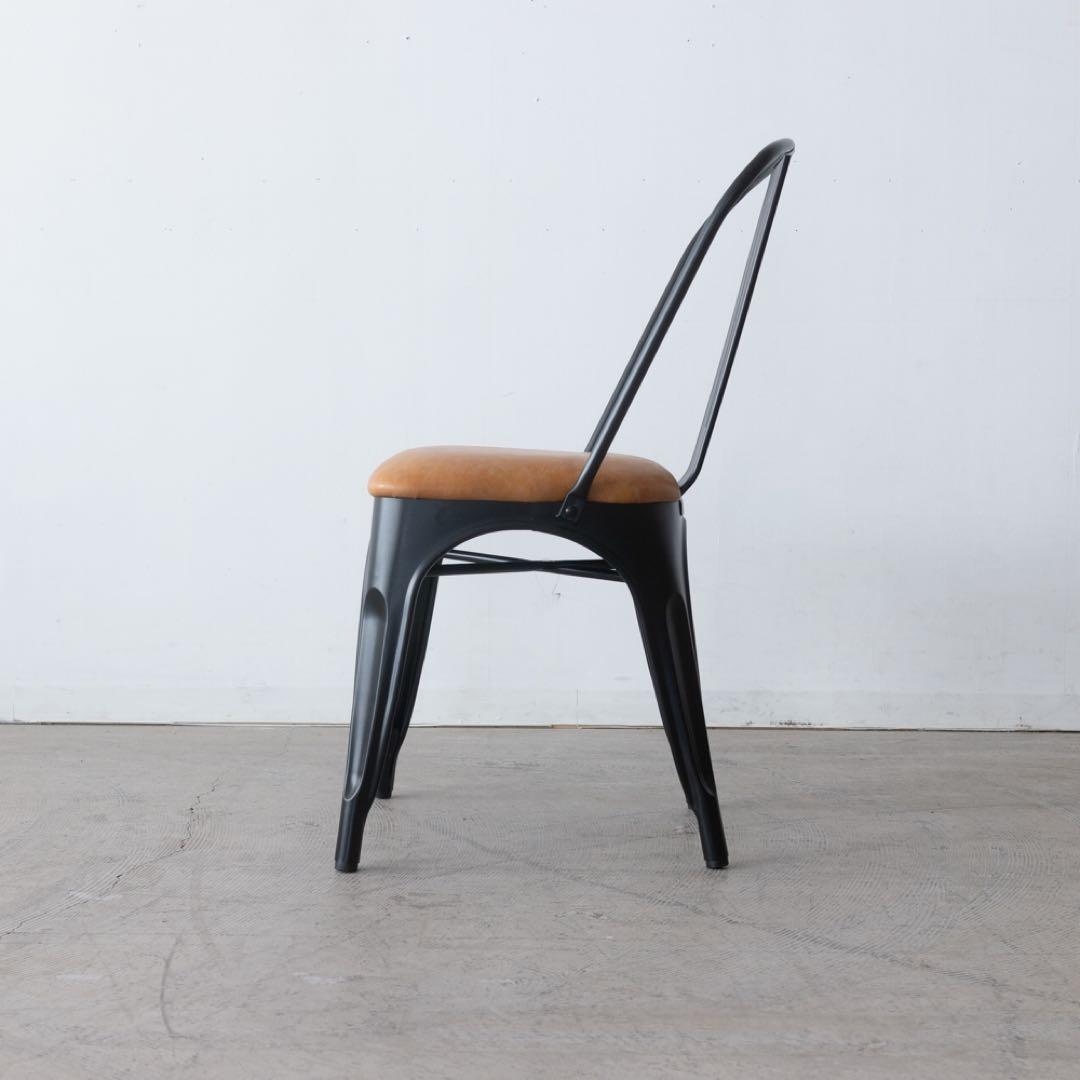 工業デザイン ダイニングチェア 黒と茶色