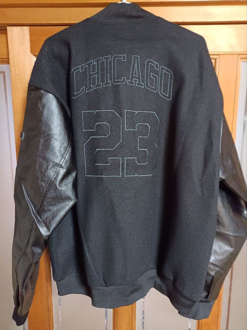 シカゴブルズ　Michael　Jordan23 スタジャン　三連休限定９０００円