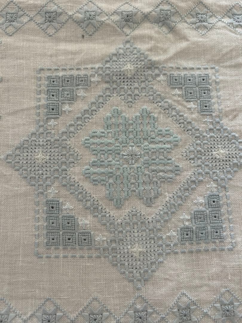 戸塚刺繍　テーブルセンター　テーブルクロス