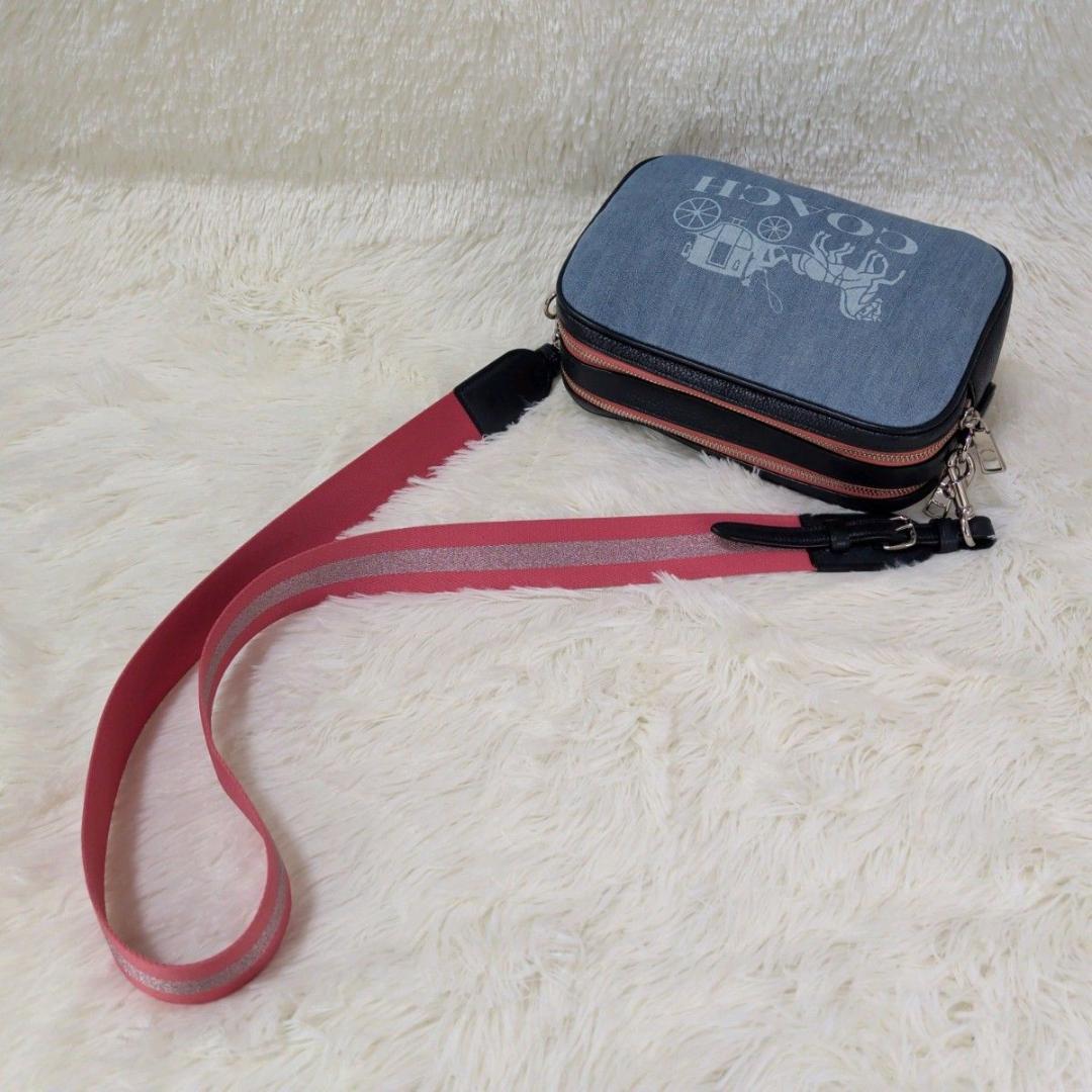極美品　COACH 　デニム　ショルダーバッグ　カメラバッグ ネイビー レザー