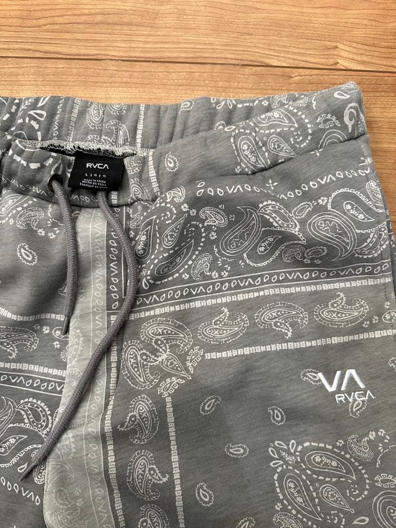 RVCA ルーカ　ペイズリー　セットアップ　Lサイズ