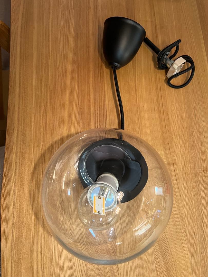 ペンダントライト　ガラス　引掛シーリング　φ20cm Mサイズ　電球付き