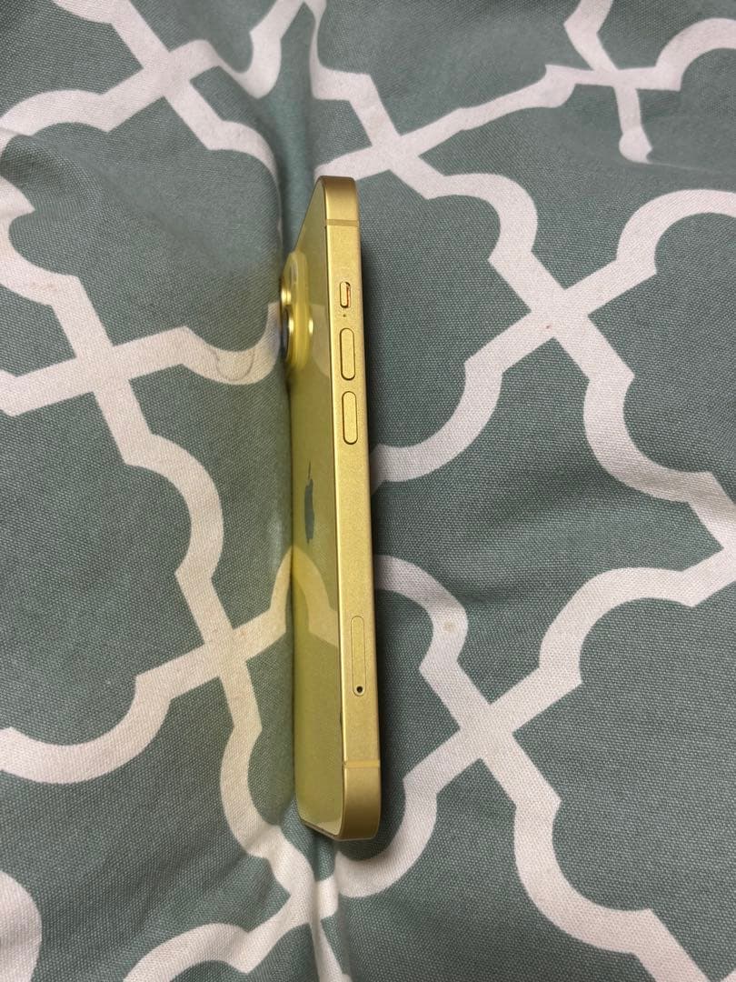 n*o様 Apple iPhone14 256GB 本体 イエロー ジャンク S