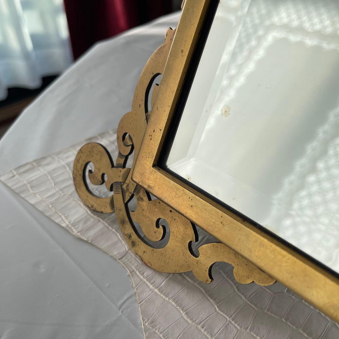 【アンティーク】装飾的なゴールドフレームの鏡