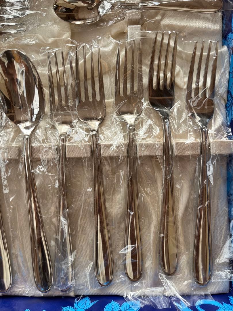 ラッキーウッド カトラリー(18-10) セット　(18本です)