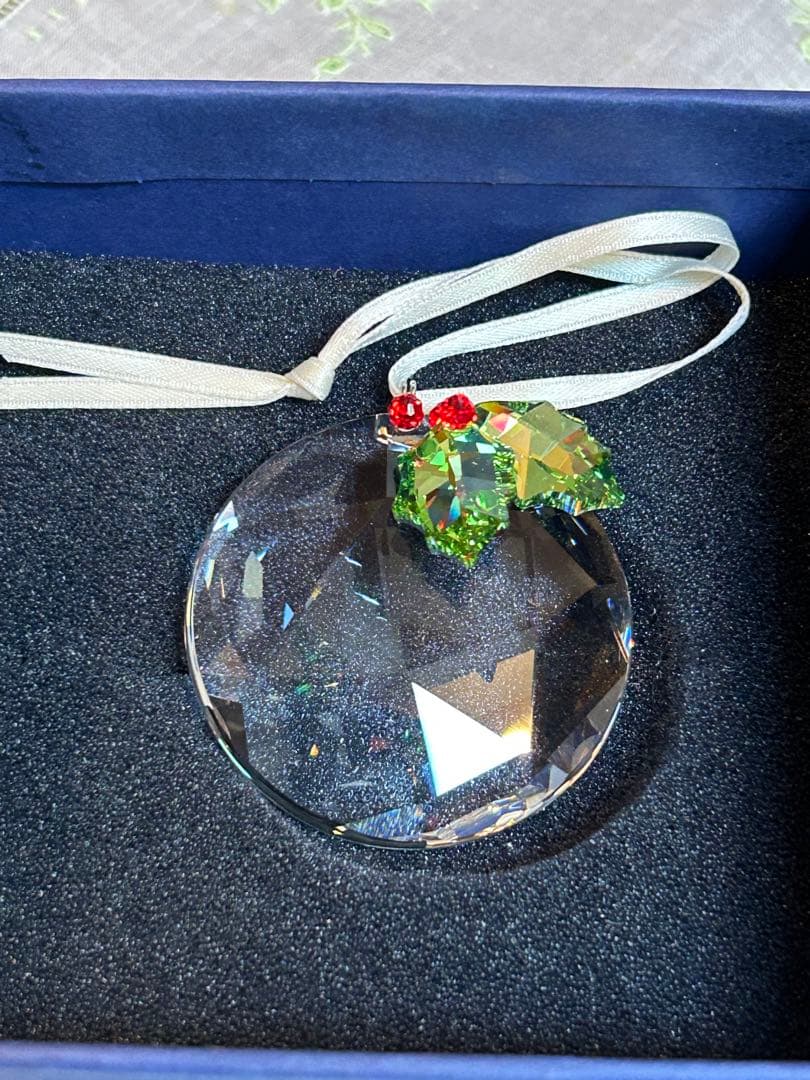 新品未使用スワロフスキークリスマスオーナメント柊ホーリー 専用箱付き870003