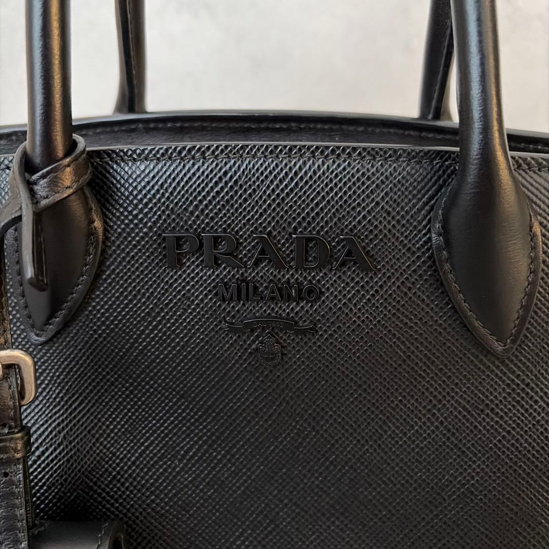 【未使用級✨】プラダ モノクローム 2WAY ショルダーバッグ　ICチップ搭載