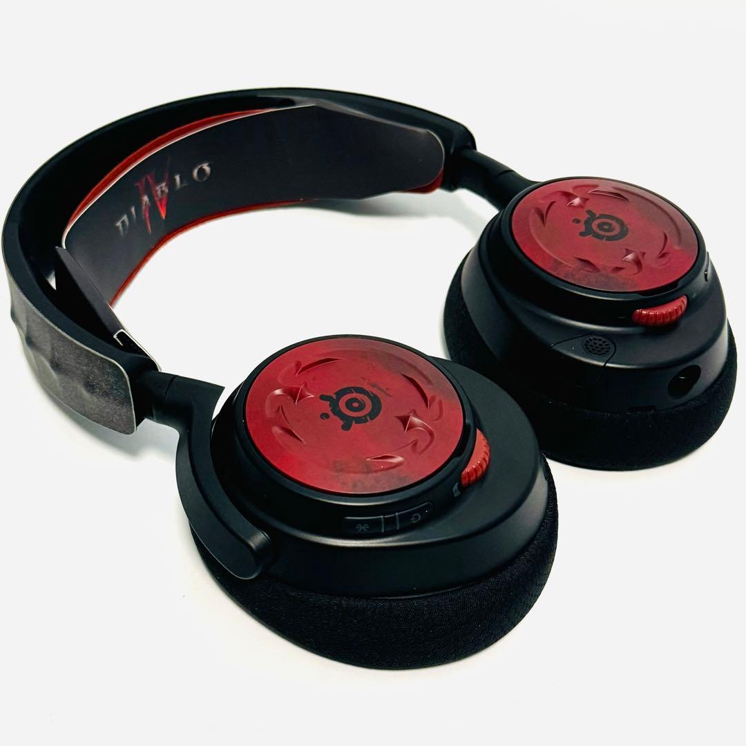 SteelSeries Arctis Nova 7 Diablo IV 限定版