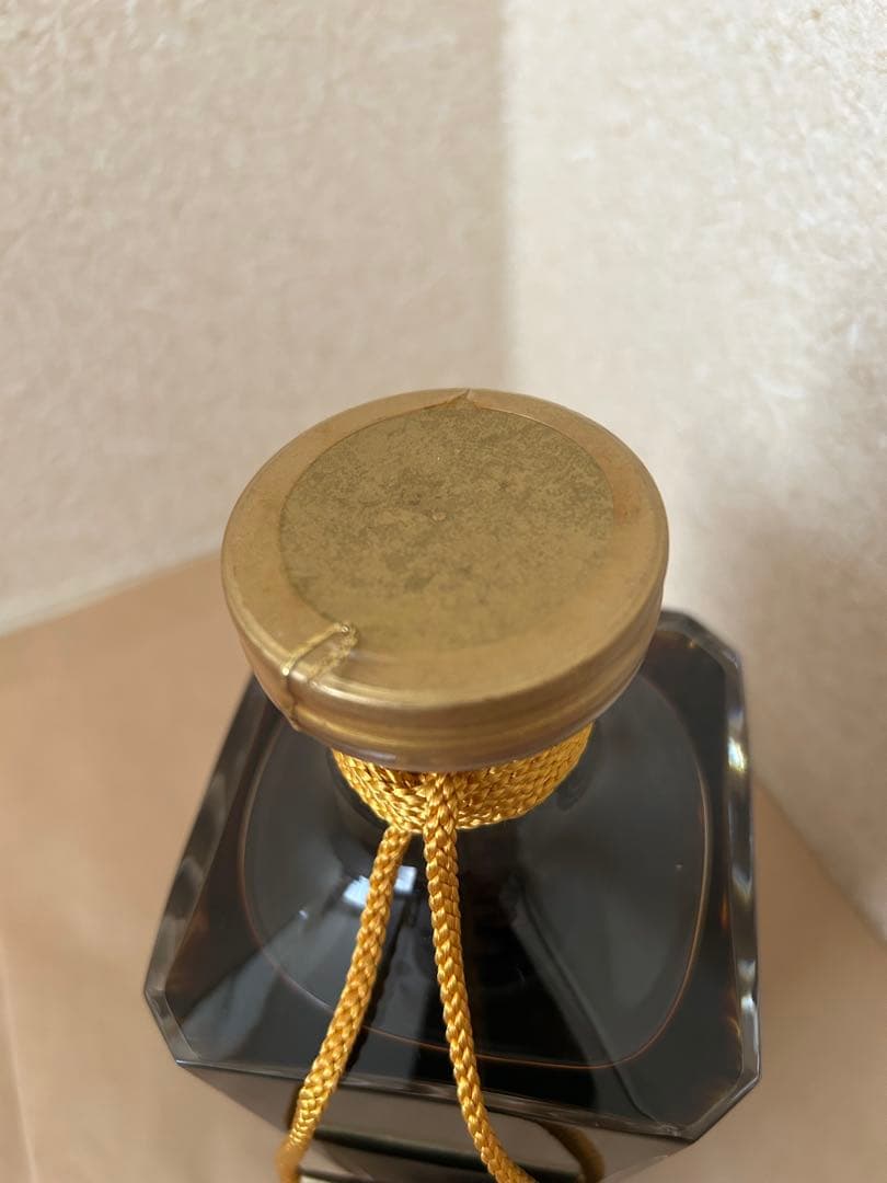 Cordon Bleu ブランデー バカラ六角形ボトル