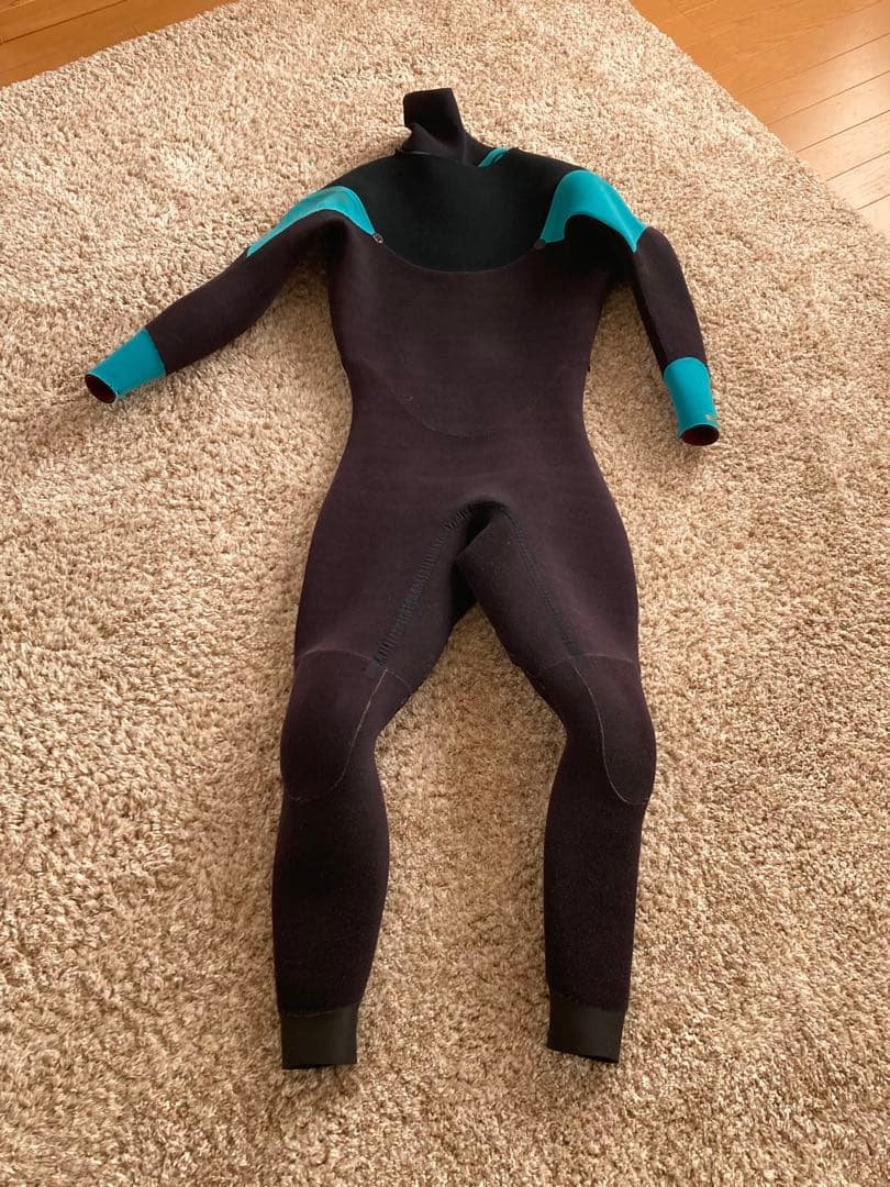 used品AXXE Classic 3mm Uジップセミドライ