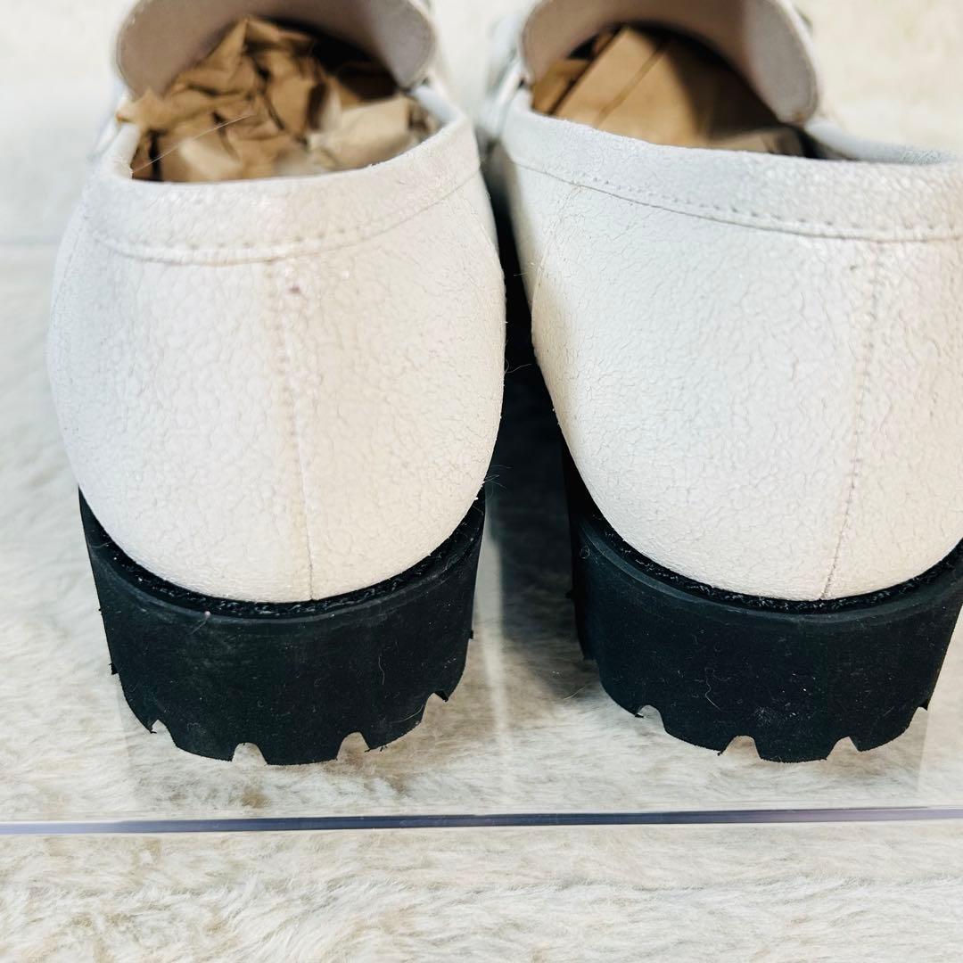 【未使用】銀座かねまつ チェーンローファー ホワイト系 トラックソール 22.5