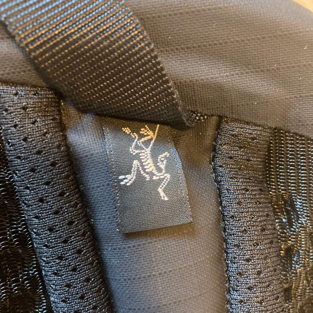 【美品】Arc'teryx ブラックバックパック