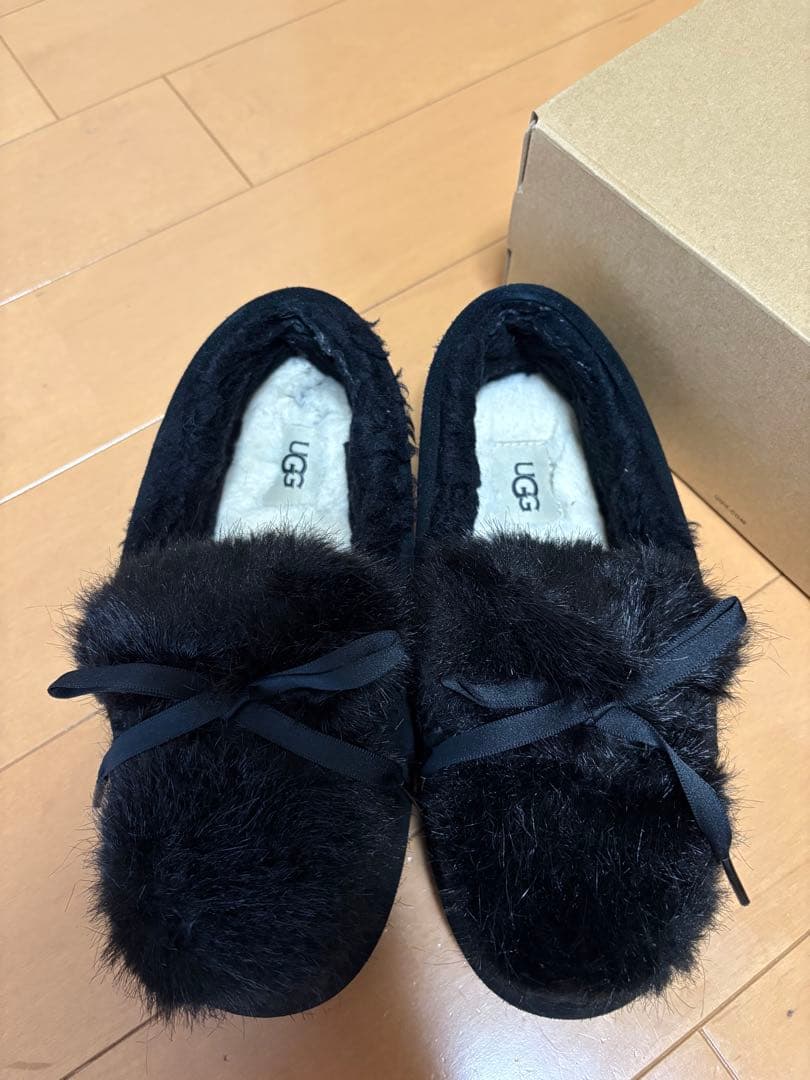 UGG モカシン ローファー Ansley/黒/23.0㎝